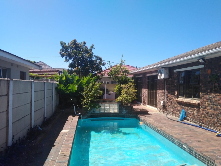 4 Bedroom Property for Sale in Crawford Western Cape